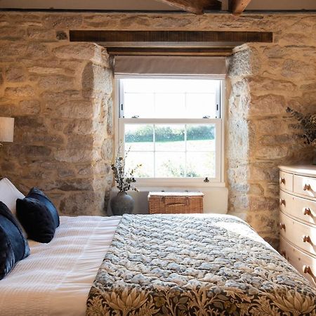 Trevidgeowe Farmhouse Bed & Breakfast โบดมิน ภายนอก รูปภาพ