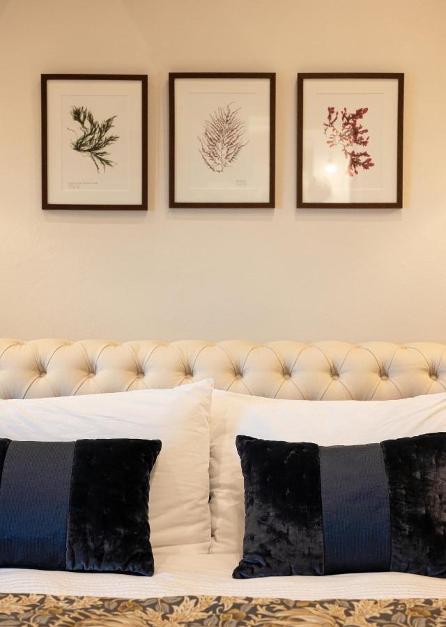 Trevidgeowe Farmhouse Bed & Breakfast โบดมิน ภายนอก รูปภาพ